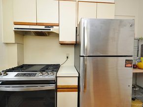 235 Garth Road D5E, Scarsdale NY 10583