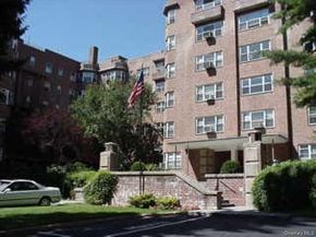 235 Garth Road D5E, Scarsdale NY 10583