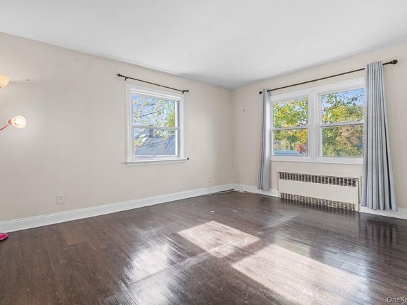 1043 Wilson Boulevard, Central Islip NY 11722