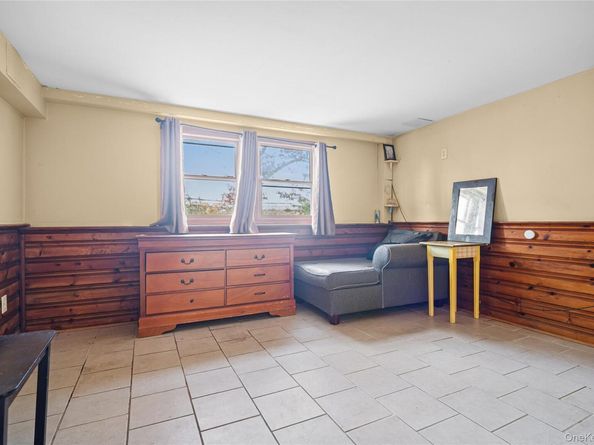 1043 Wilson Boulevard, Central Islip NY 11722