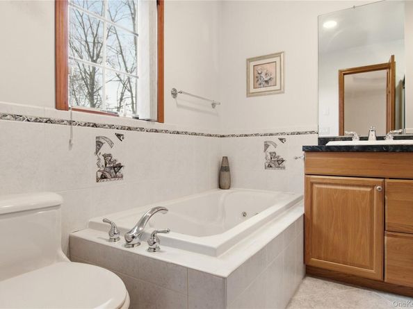 11 Vermont Avenue, Port Jefferson Station NY 11776