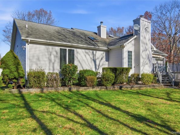 11 Vermont Avenue, Port Jefferson Station NY 11776