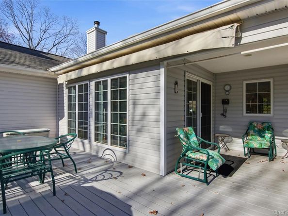 11 Vermont Avenue, Port Jefferson Station NY 11776