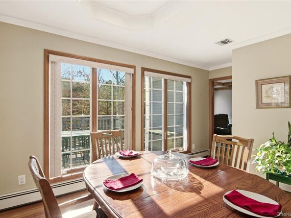 11 Vermont Avenue, Port Jefferson Station NY 11776