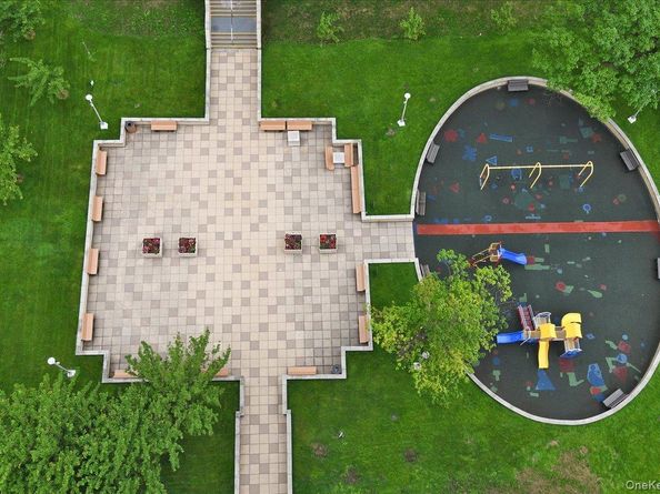 66-36 Yellowstone Boulevard 4A, Forest Hills NY 11375