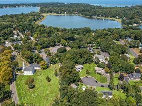 6 Vingut Lane, Setauket NY 11733