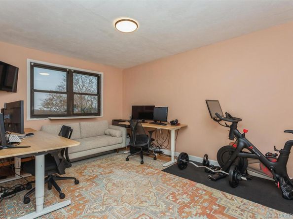 154 Martling Avenue 5J6, Tarrytown NY 10591