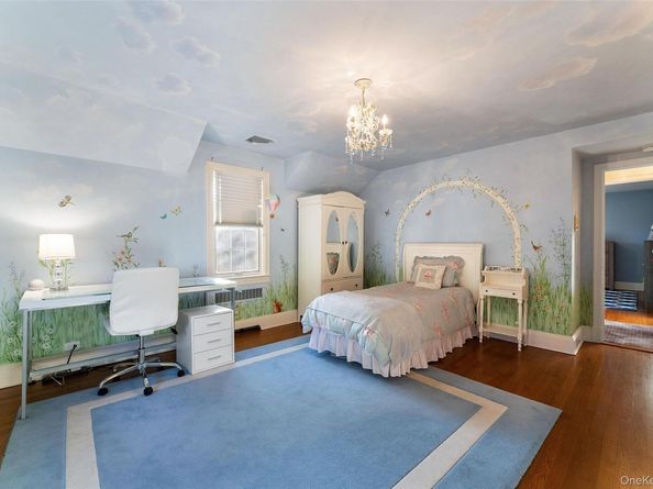 24 Olmsted Road, Scarsdale NY 10583