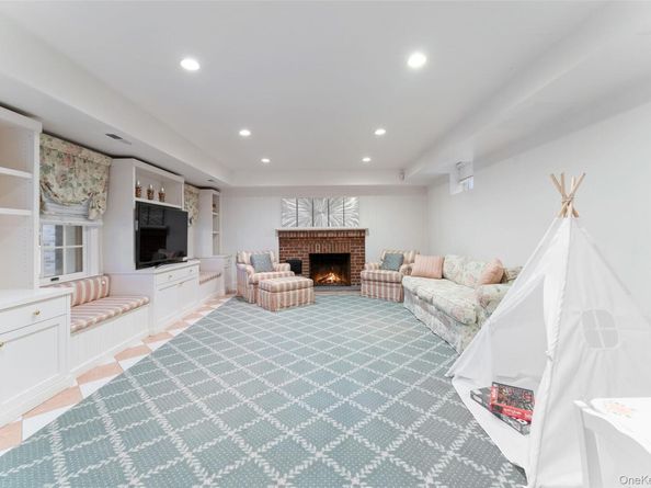 24 Olmsted Road, Scarsdale NY 10583