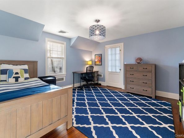 24 Olmsted Road, Scarsdale NY 10583