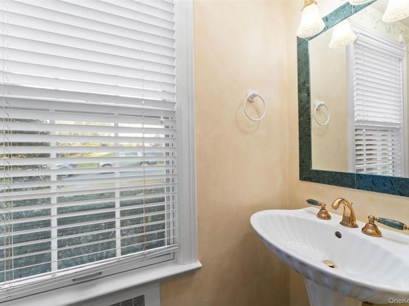 24 Olmsted Road, Scarsdale NY 10583