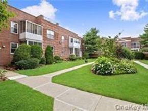 285 Central Avenue D7, Lawrence NY 11559