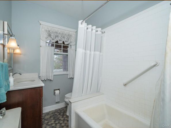 1259 Post Road, Scarsdale NY 10583