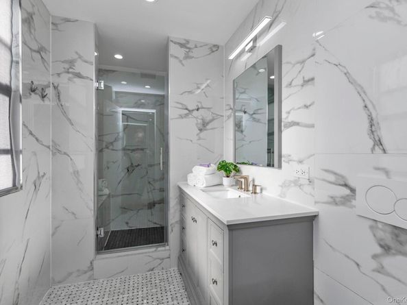 83-34 116th Street, Kew Gardens NY 11418