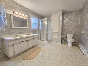 1 Jamar Lane, Ronkonkoma NY 11779