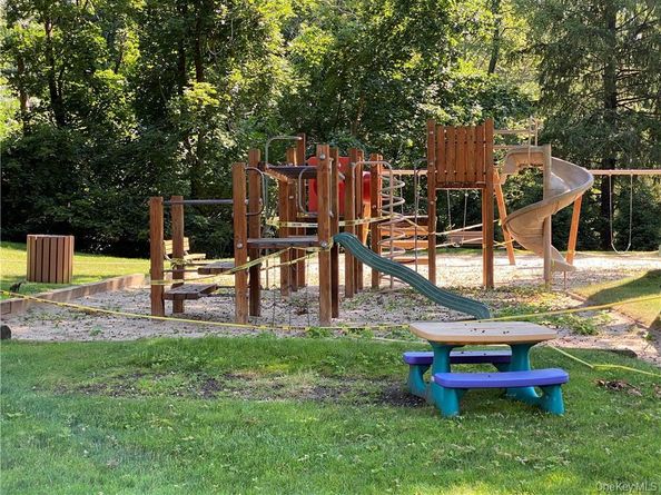 6 Bryant Crescent 1A, White Plains NY 10605