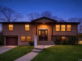 676 Bohemia Parkway, Sayville NY 11782