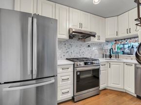 239-48B Oak Park Drive 7B, Douglaston NY 11362