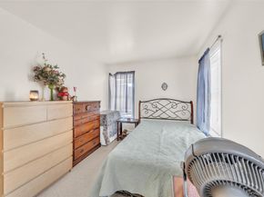 290 Lowndes Avenue C, Huntington Station NY 11746