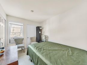 290 Lowndes Avenue C, Huntington Station NY 11746