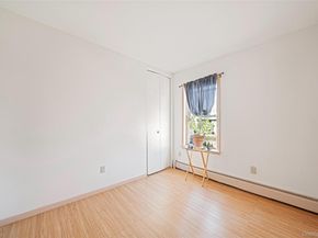 290 Lowndes Avenue C, Huntington Station NY 11746