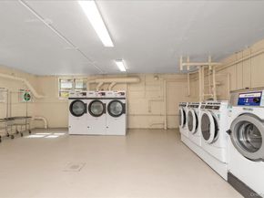 124 S Park Avenue 1P, Rockville Centre NY 11570