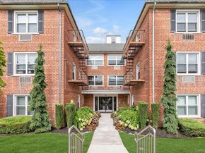 124 S Park Avenue 1P, Rockville Centre NY 11570