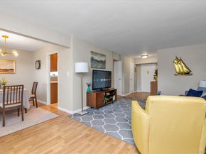 124 S Park Avenue 1P, Rockville Centre NY 11570
