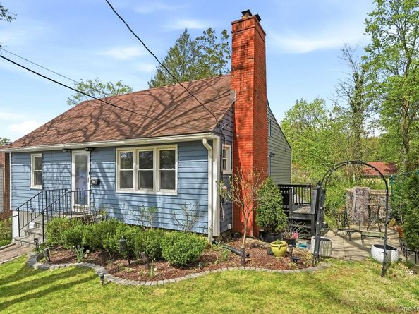 87 Lakeview Avenue, Hartsdale NY 10530