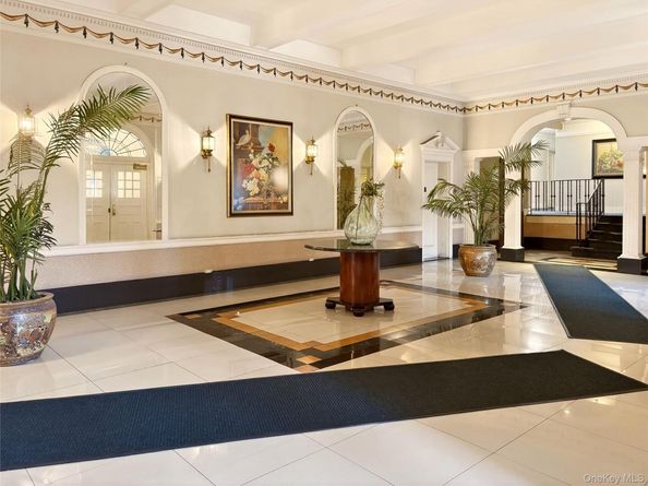 45 Kew Gardens Road 5N, Kew Gardens NY 11415