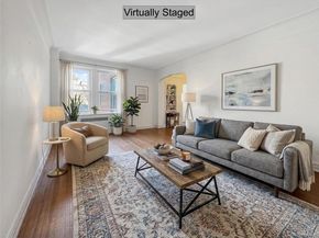 45 Kew Gardens Road 5N, Kew Gardens NY 11415