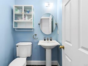 106 Morris Avenue 7, Rockville Centre NY 11570