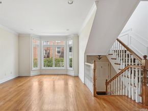 106 Morris Avenue 7, Rockville Centre NY 11570