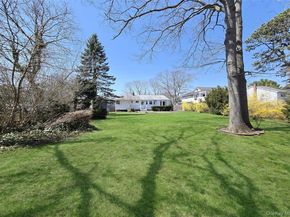 2069 Feuereisen Avenue, Ronkonkoma NY 11779