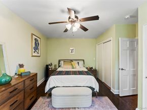 40-01 Little Neck Parkway 11B, Little Neck NY 11363