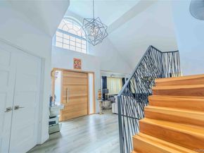 1 Holly Court, Miller Place NY 11764
