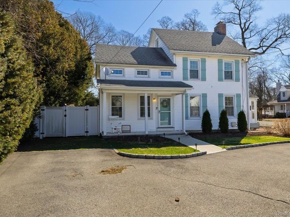 1885 Washington Avenue, Seaford NY 11783