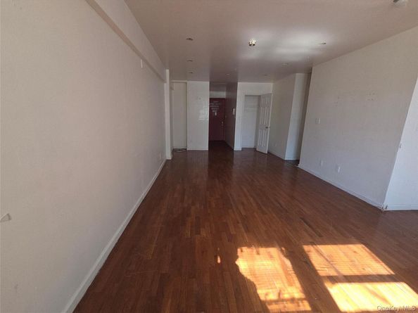 86-16 60th Avenue 3C, Flushing NY 11373