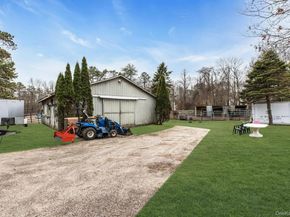 4 Christine Lane, Manorville NY 11949