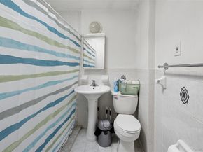 976 Sackett Avenue, Bronx NY 10462
