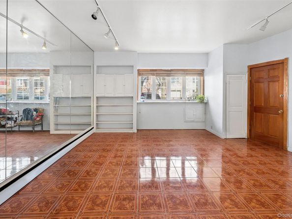 976 Sackett Avenue, Bronx NY 10462