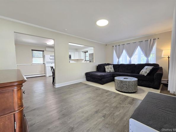 325 Dunton Avenue, East Patchogue NY 11772