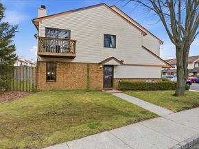 190 Poplar Court, Wantagh NY 11793