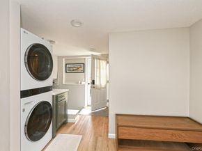 8 Sherwood Drive, Huntington NY 11743