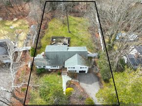 8 Sherwood Drive, Huntington NY 11743