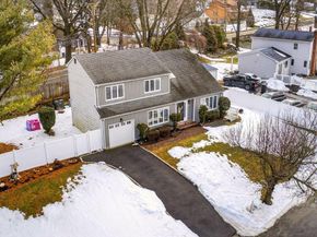 111 Aspen Road, Kings Park NY 11754