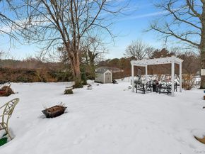 43 Village Circle S, Manorville NY 11949