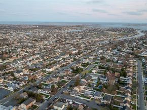 708 Prospect Place, Bellmore NY 11710
