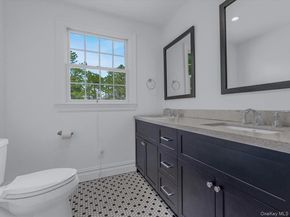 3 Sachem Lane, East Quogue NY 11942