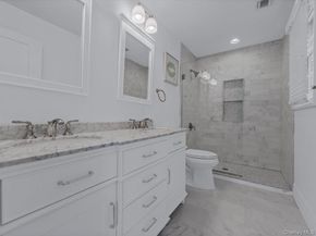 3 Sachem Lane, East Quogue NY 11942